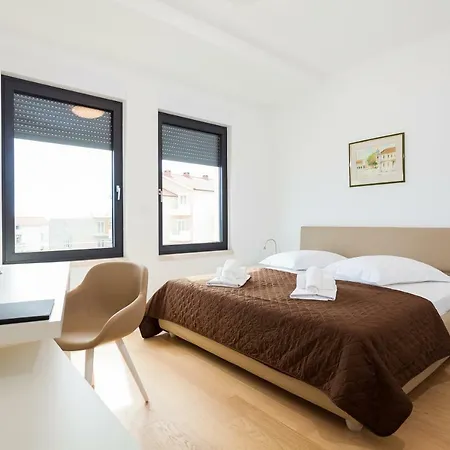 Apartamento Unique 9 Podstrana