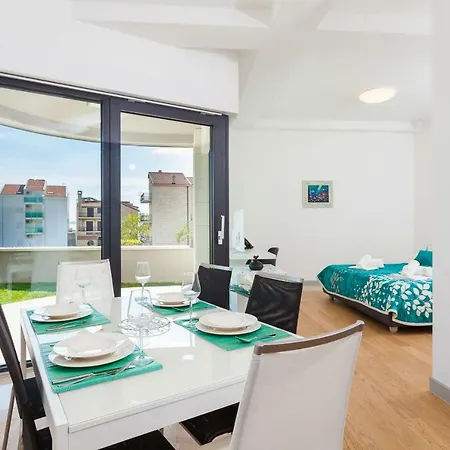 Apartment Unique 9 Podstrana