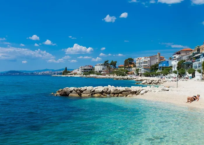 Unique 9 * Ποντστράνα