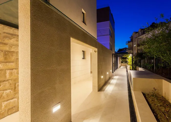 Apartman Unique 9
